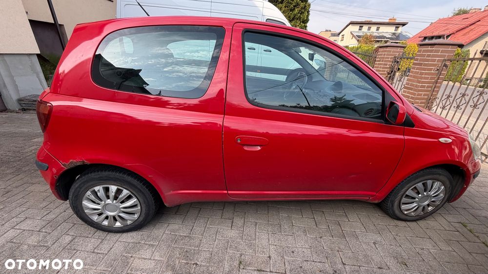 Toyota Yaris - 3