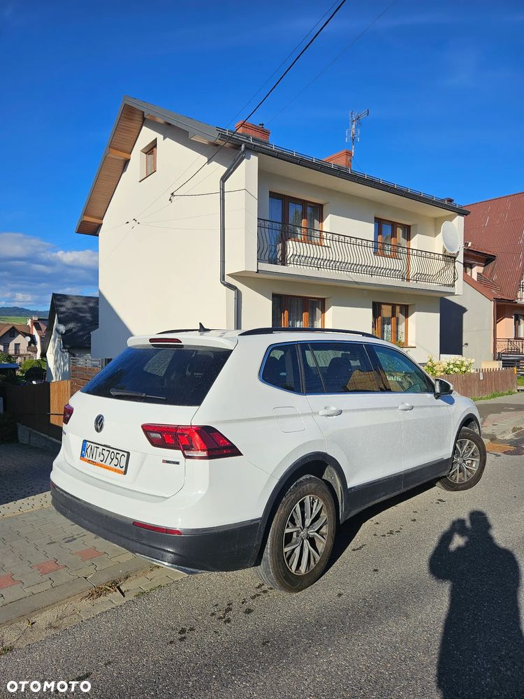 Volkswagen Tiguan Allspace 2.0 TSI 4Mot Highline DSG - 3