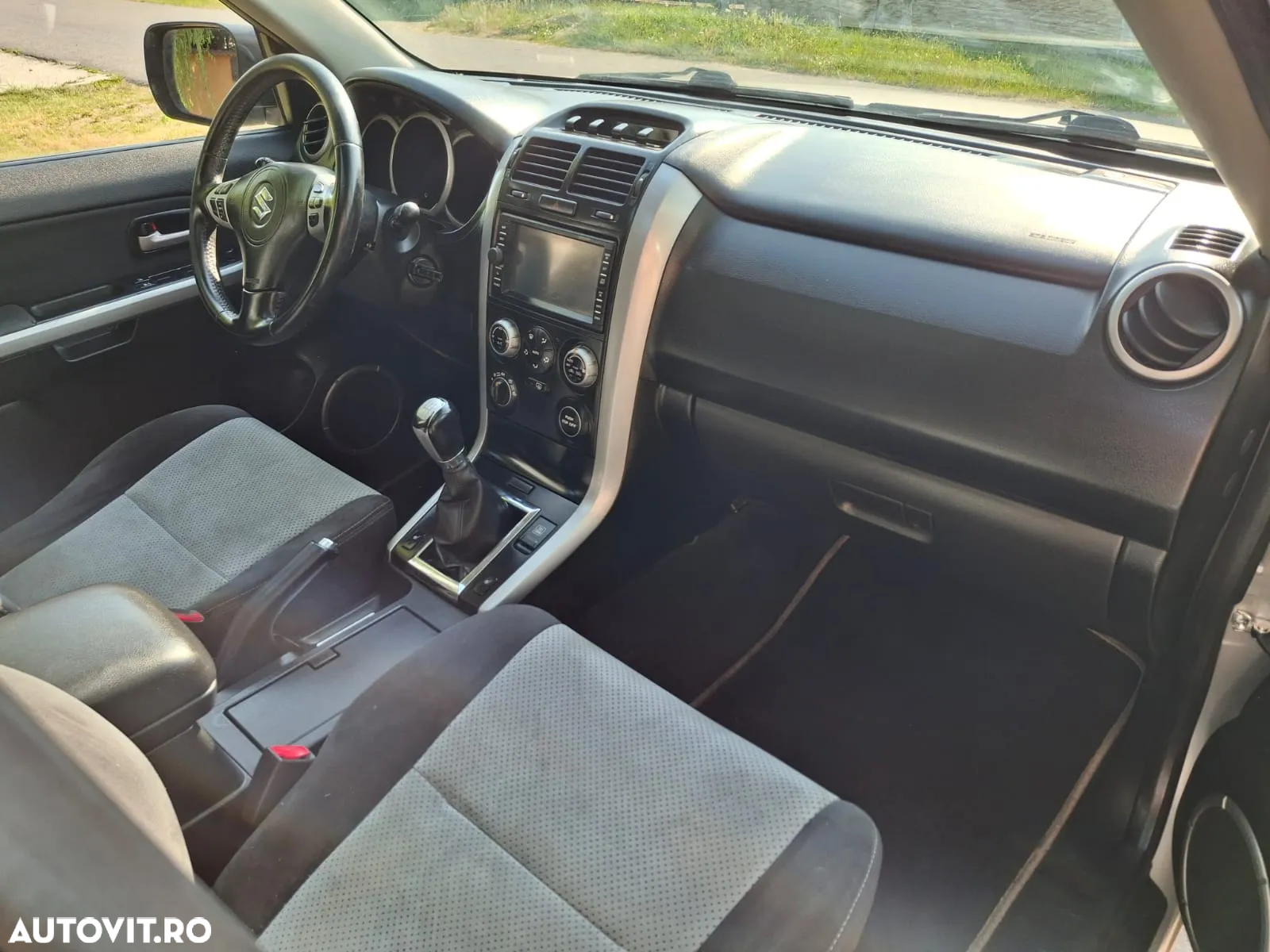 Suzuki Grand Vitara 1.9 DDIS JLX Navi - 8