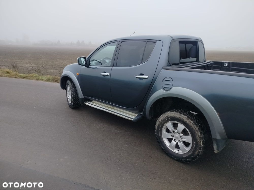 Mitsubishi L200 Pick Up 4x4 Inform Double Cab - 3