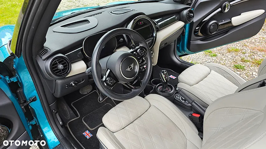 MINI Cooper S Cabrio Classic Trim - 5