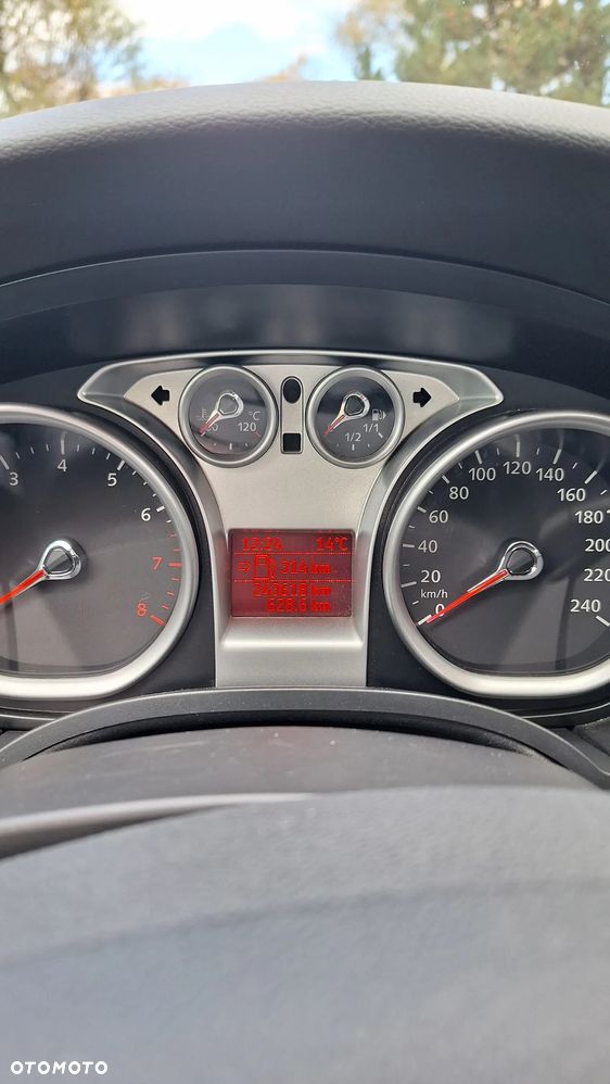 Ford Focus 1.8 FF Ambiente - 17