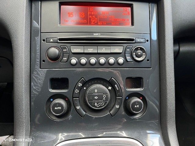 Peugeot 5008 1.6 HDi Executive - 18