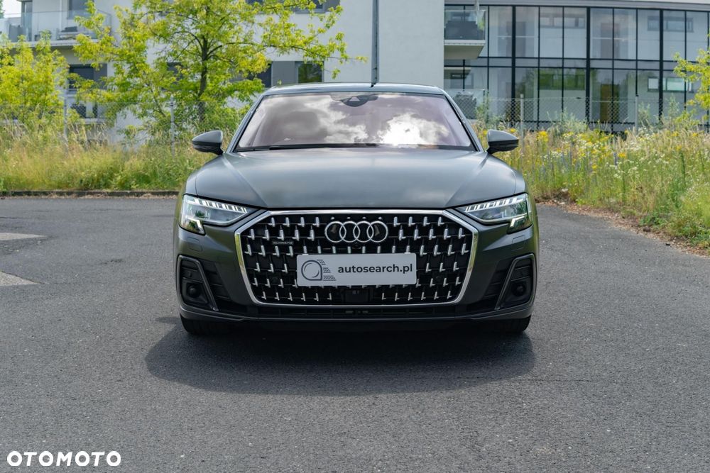 Audi A8 2022 photo 3