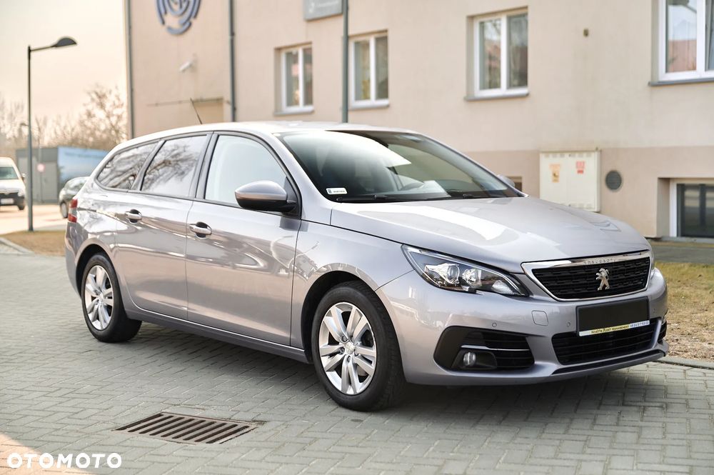 Peugeot 308 - 4