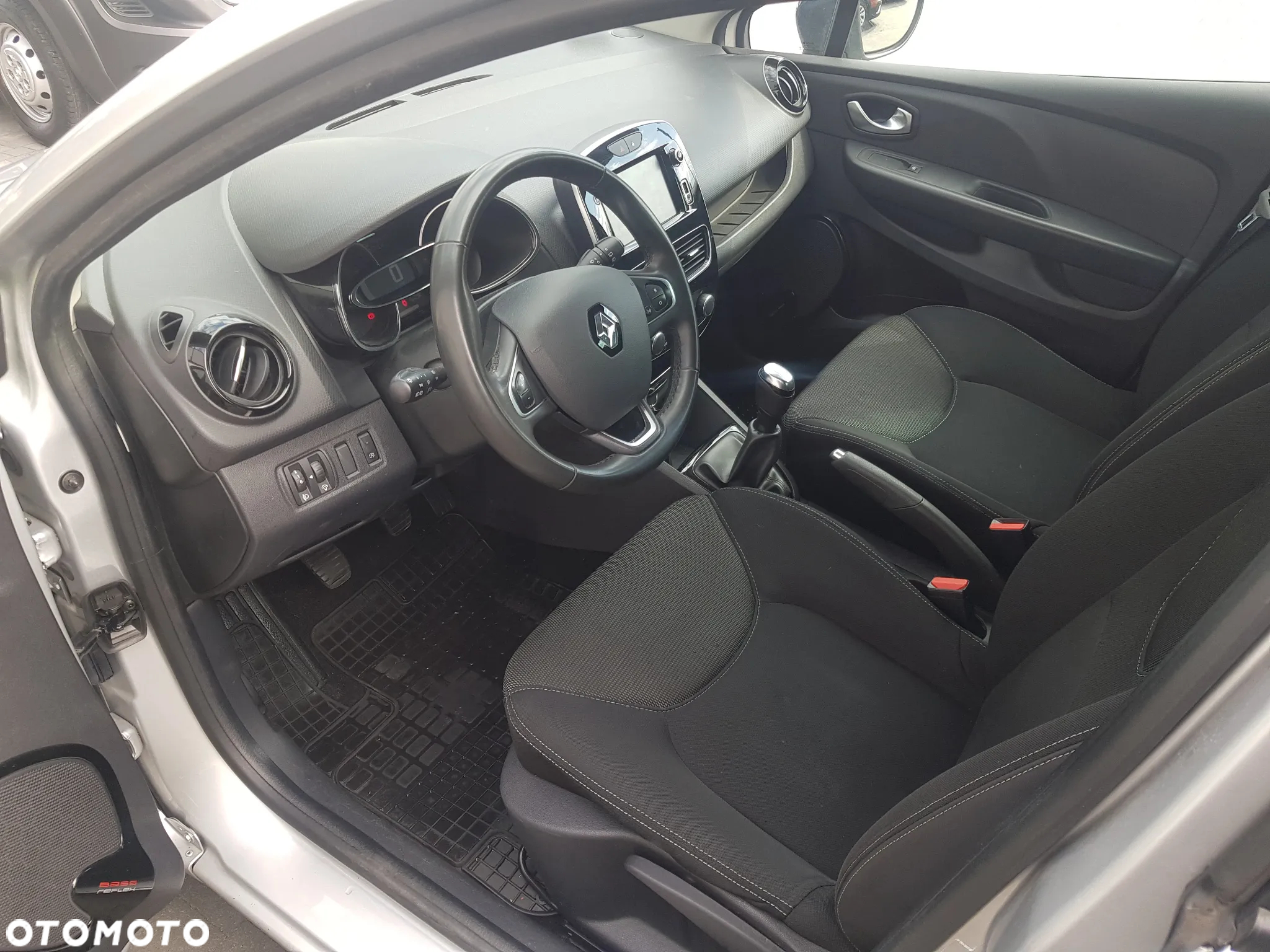 Renault Clio 0.9 Energy TCe Alize - 17