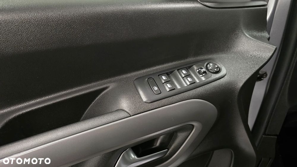 Toyota Proace City Verso 1.5 D-4D Family - 11