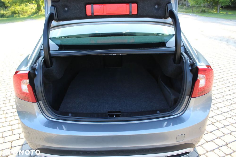 Volvo S60 Cross Country D3 Geartronic Momentum - 20