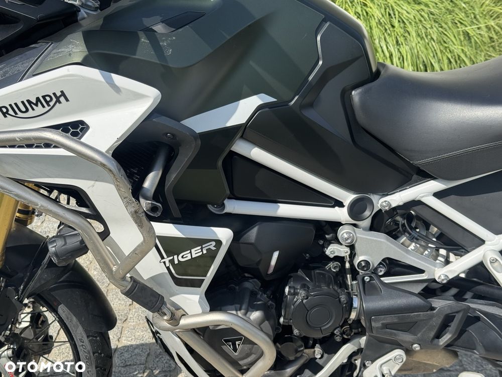 Triumph Tiger - 37