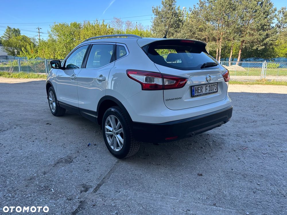 Nissan Qashqai 1.2 DIG-T Tekna EU6 - 12