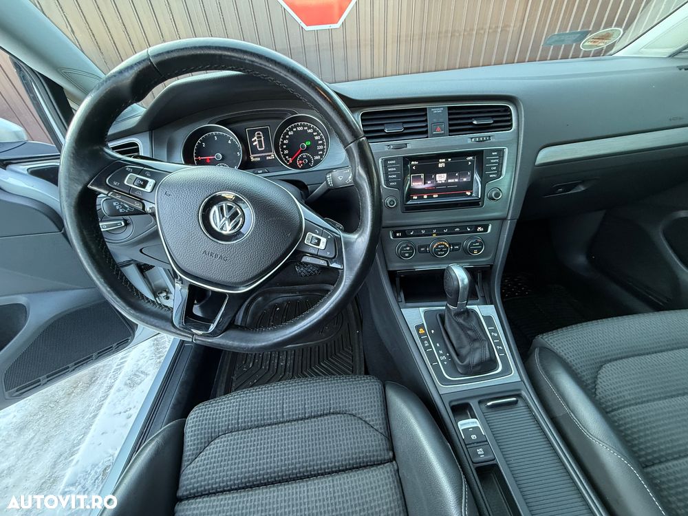 Volkswagen Golf Variant 1.6 TDI BlueMotion Technology DSG Lounge - 5