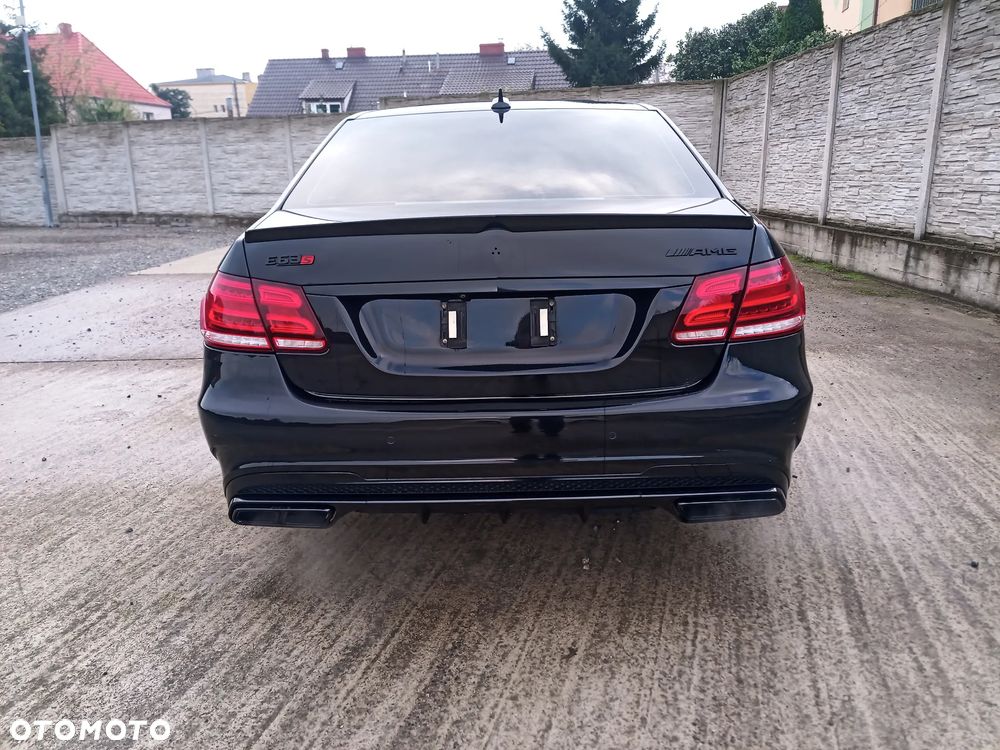 Mercedes-Benz Klasa E 500 4-Matic BlueEff Avantgarde - 4