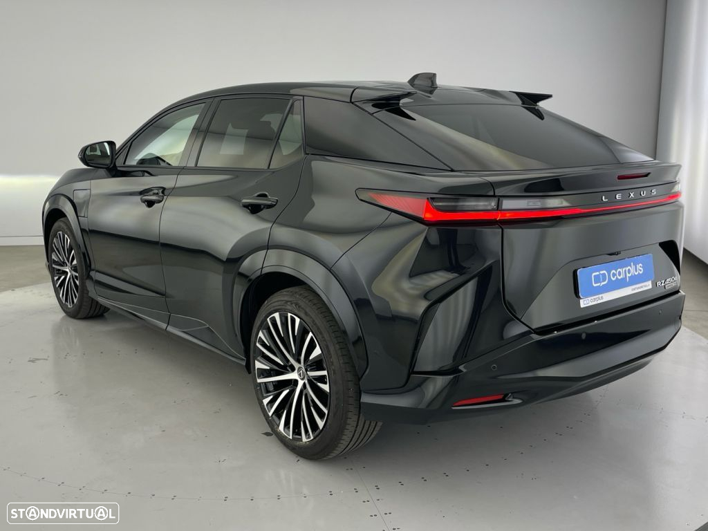 Lexus RZ 450e Executive Plus - 26