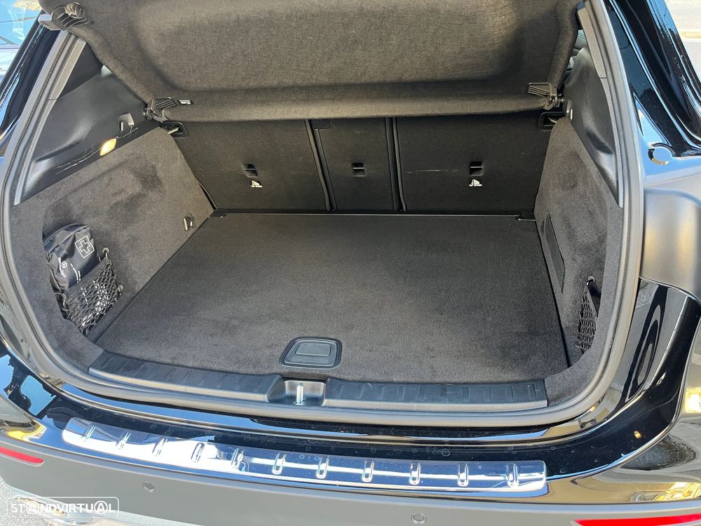 Mercedes-Benz GLA 200 AMG Line - 17