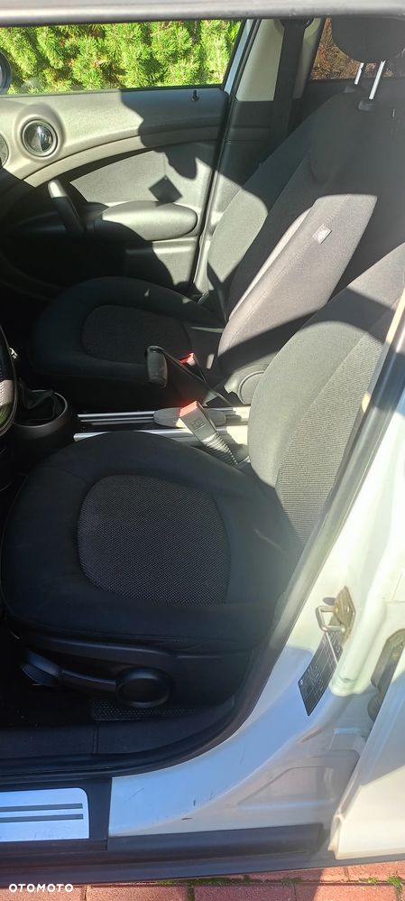 MINI Countryman One D - 9