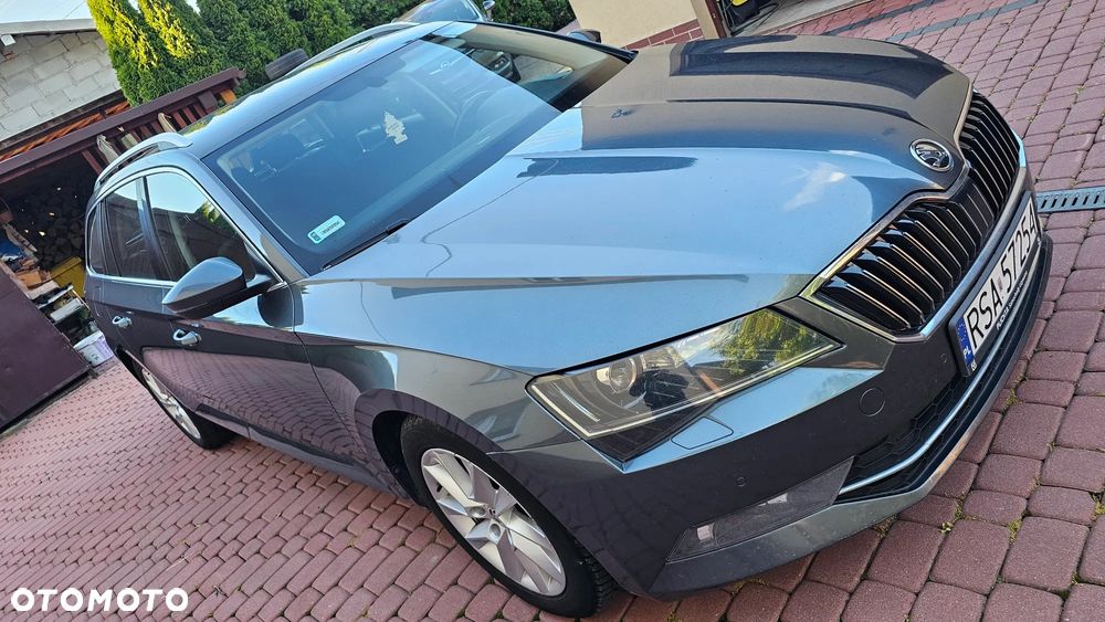 Skoda Superb 2.0 TDI Ambition DSG - 4