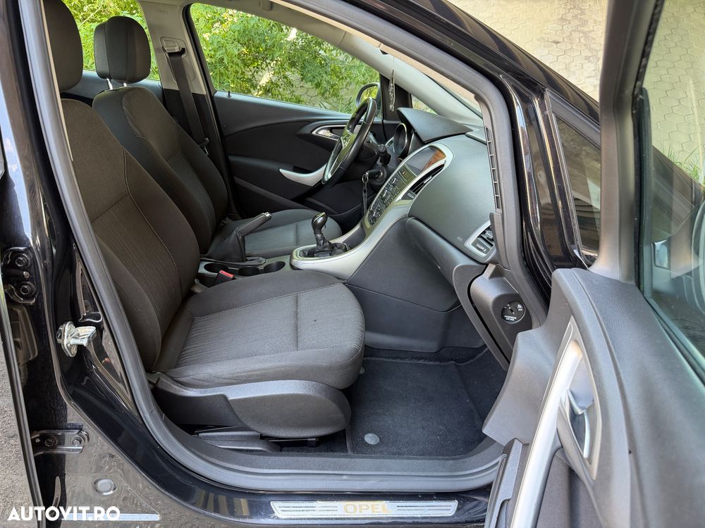 Opel Astra 1.7 CDTI Cosmo - 10