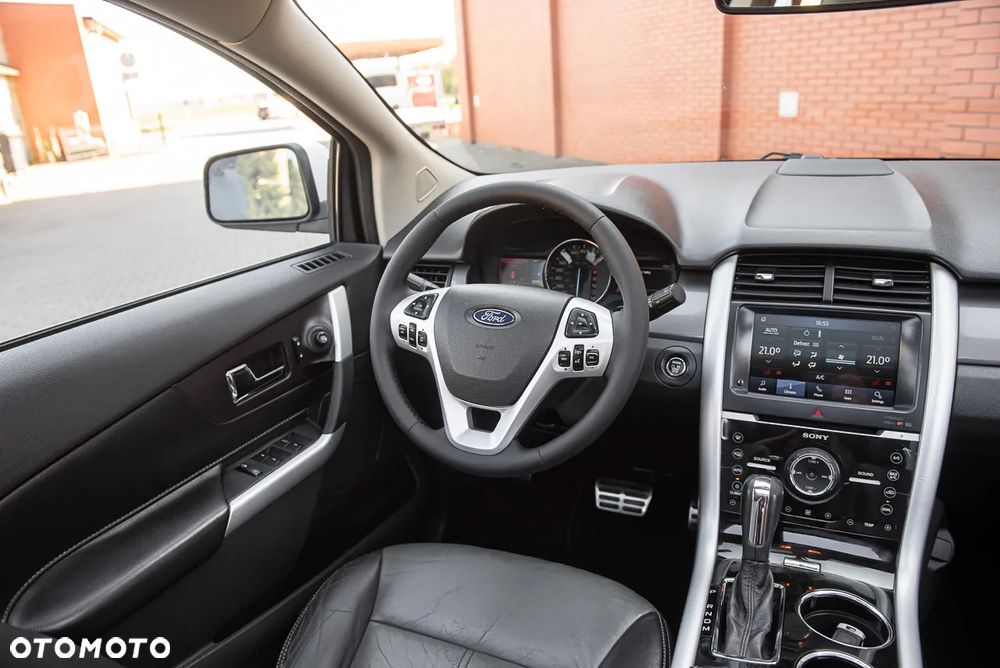 Ford Edge - 10