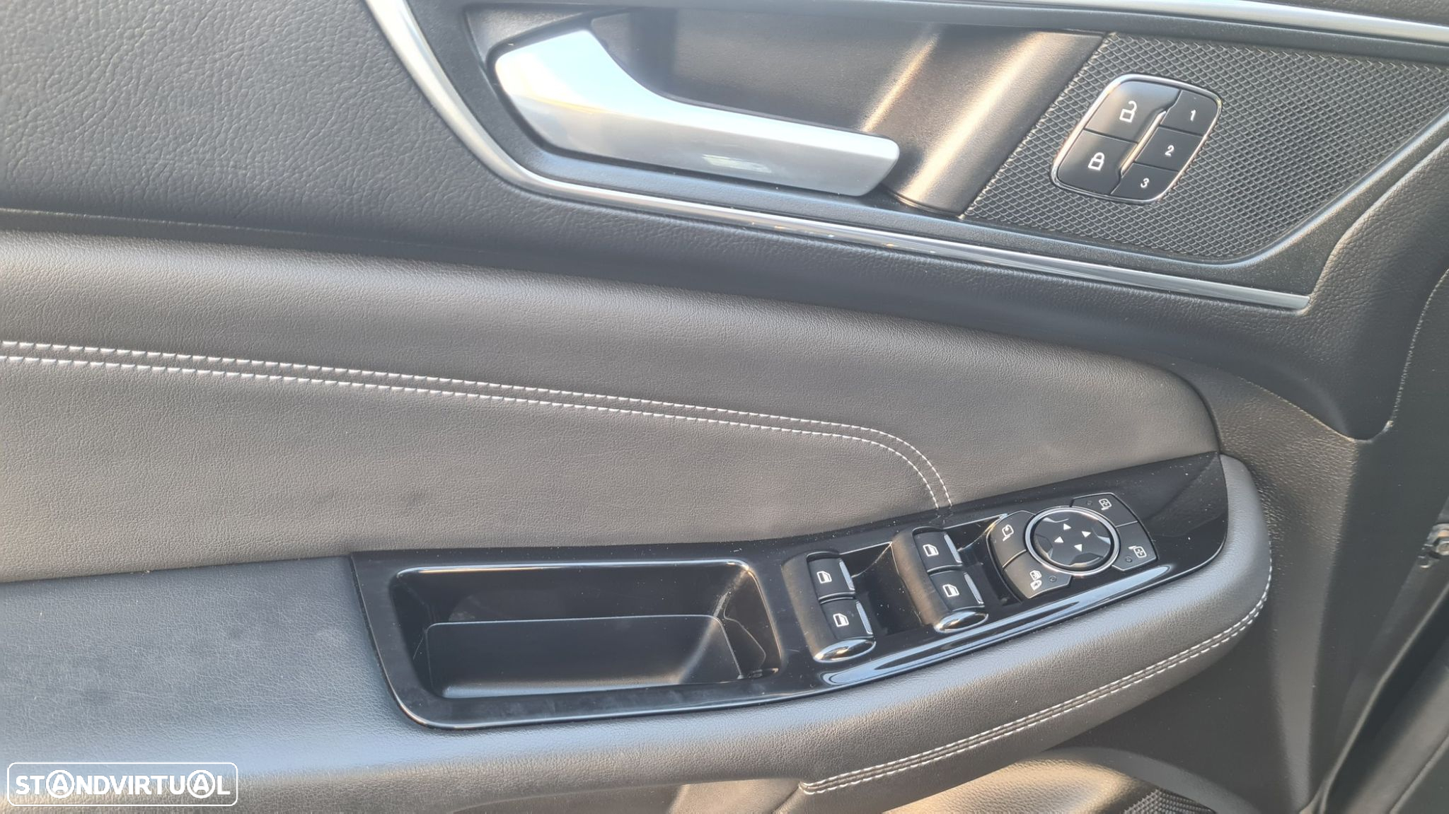 Ford S-Max 2.0 TDCi Titanium - 9