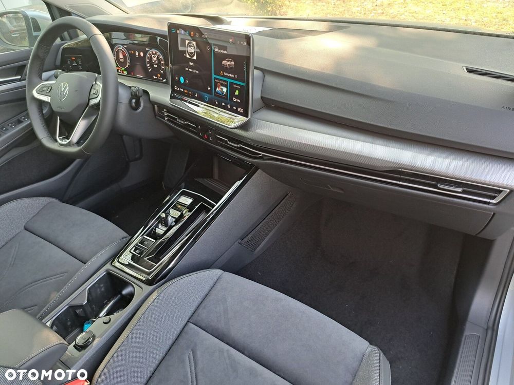 Volkswagen Golf - 13