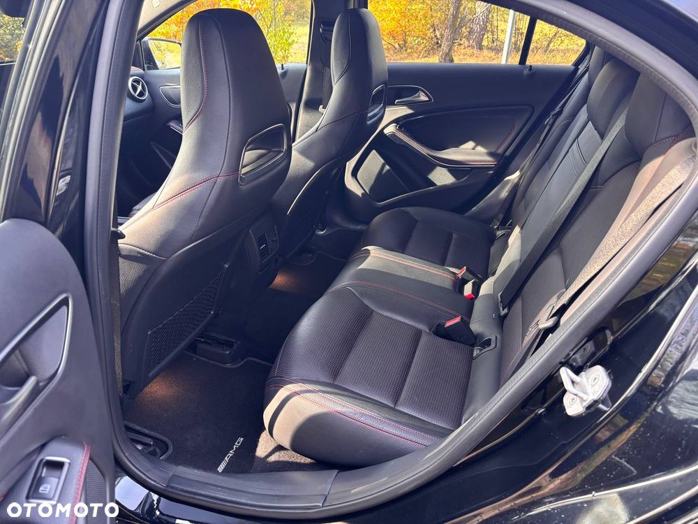 Mercedes-Benz Klasa A 250 4-Matic AMG Line - 23
