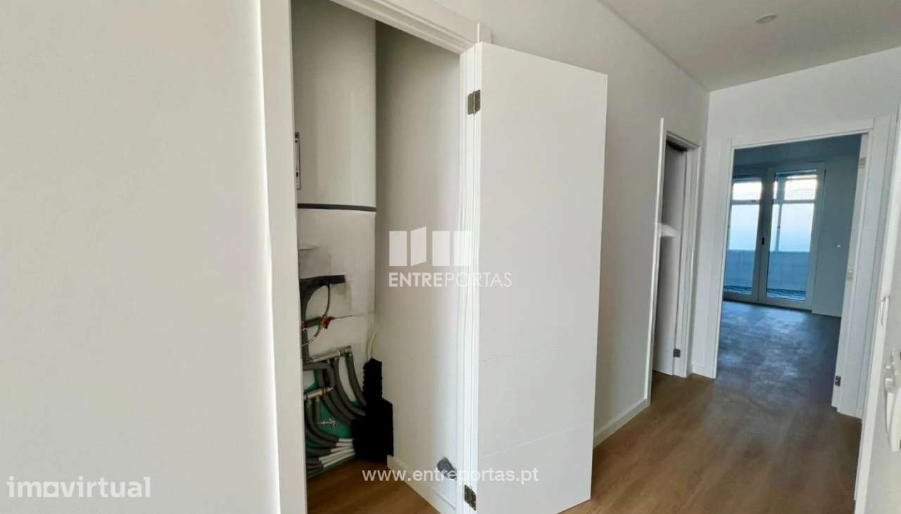 Venda de Apartamento T3 no centro da cidade, na Póvoa de Varzim - Grande imagem: 4/13