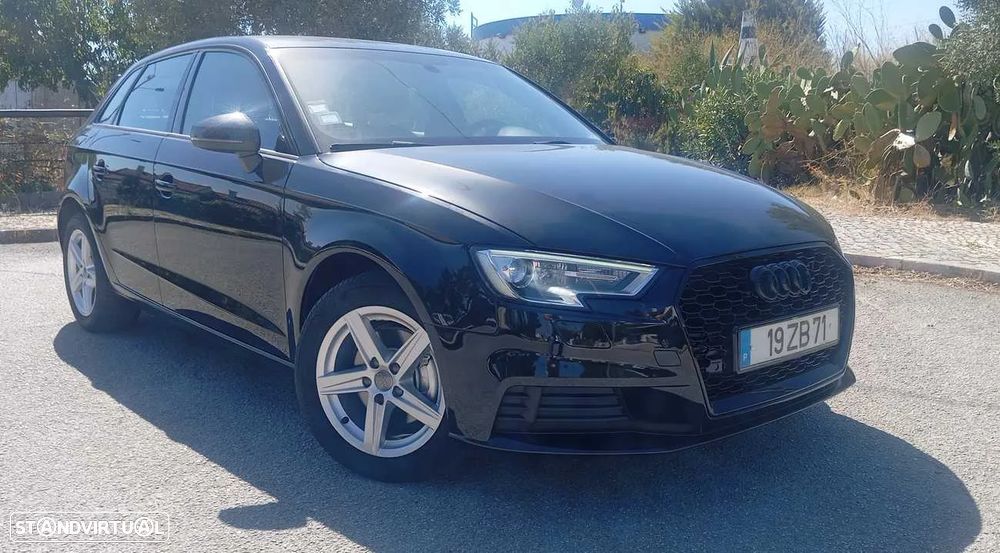 Audi A3 Sportback 30 TDI Design - 4