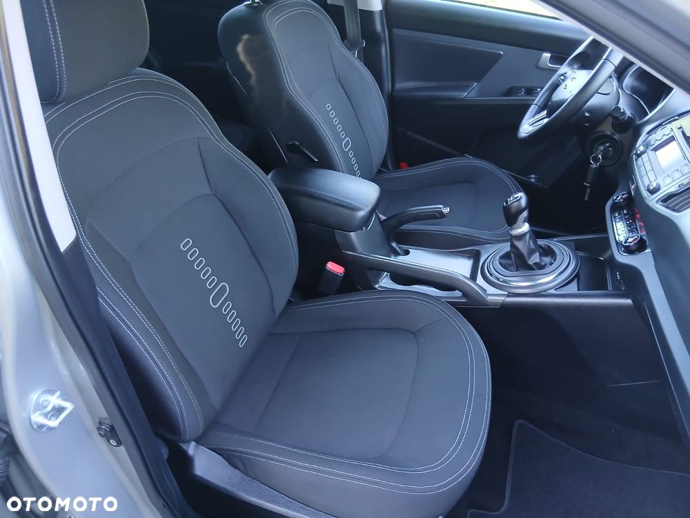 Kia Sportage 1.6 GDI 2WD Attract - 34
