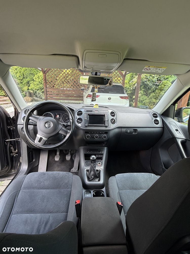 Volkswagen Tiguan - 5