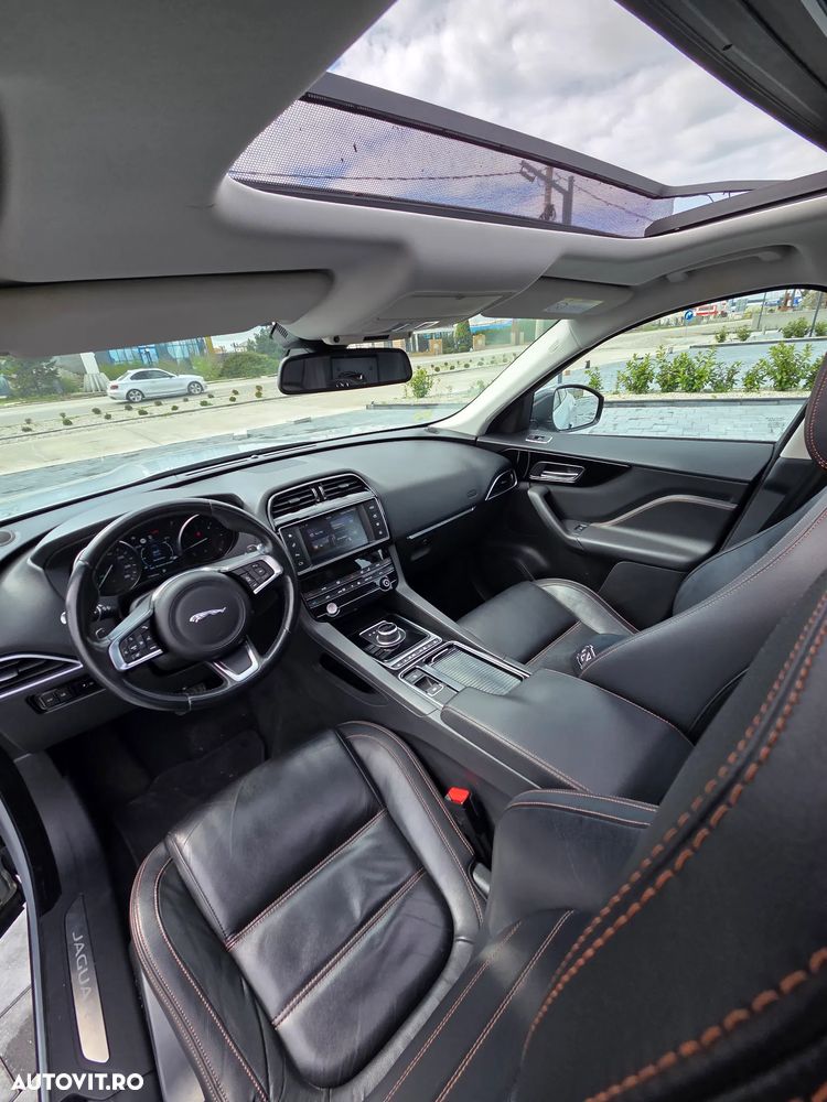 Jaguar F-Pace 20d AWD Prestige - 10