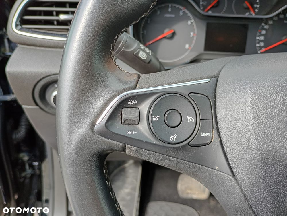 Opel Grandland X 1.6 T Innovation S&S - 16