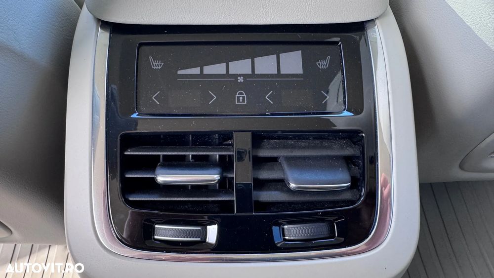 Volvo XC 90 Recharge T8 eAWD Inscription Expression - 13
