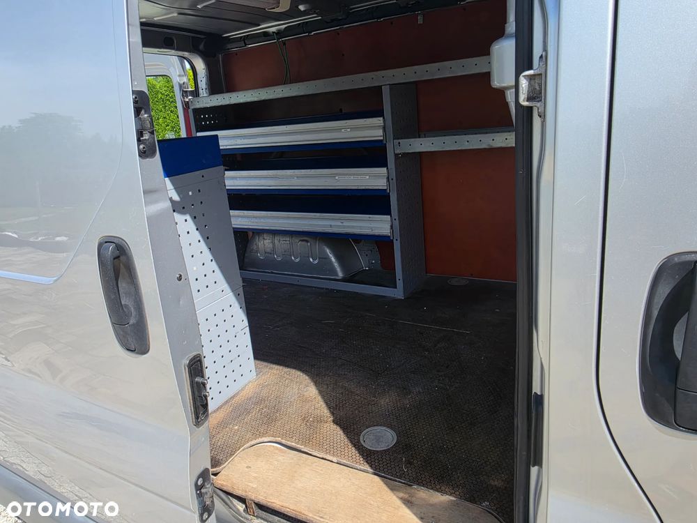 Renault TRAFIC - 17