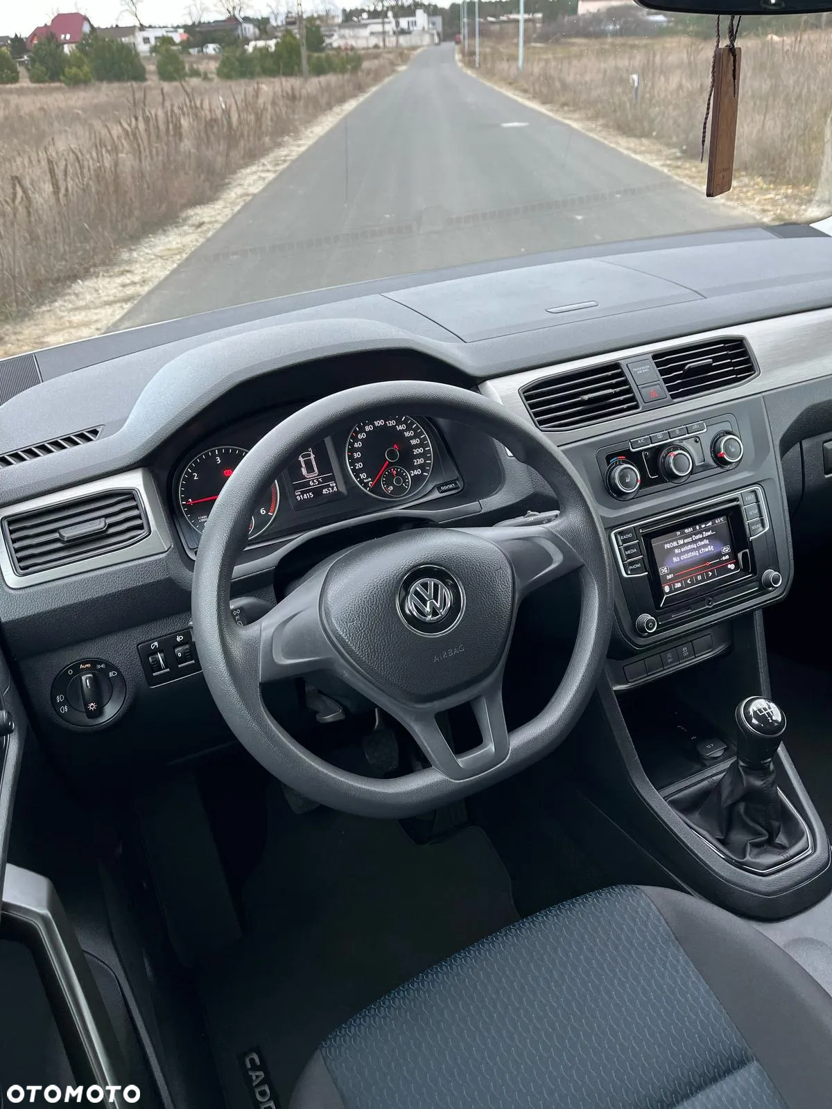 Volkswagen Caddy - 10