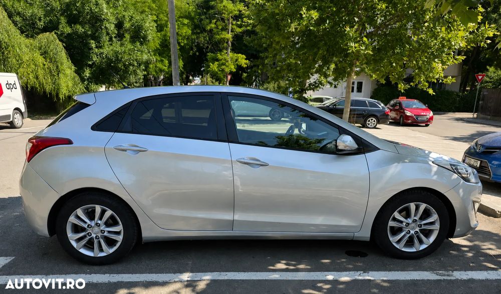 Hyundai i30 1.6 GDI Exclusive Special Edition - 1
