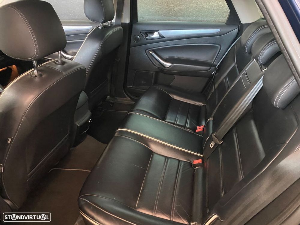 Ford Mondeo 2.0 TDCI Titanium Business - 6