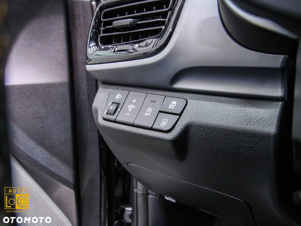 Kia Stonic 1.0 T-GDI L Business Line DCT - 28