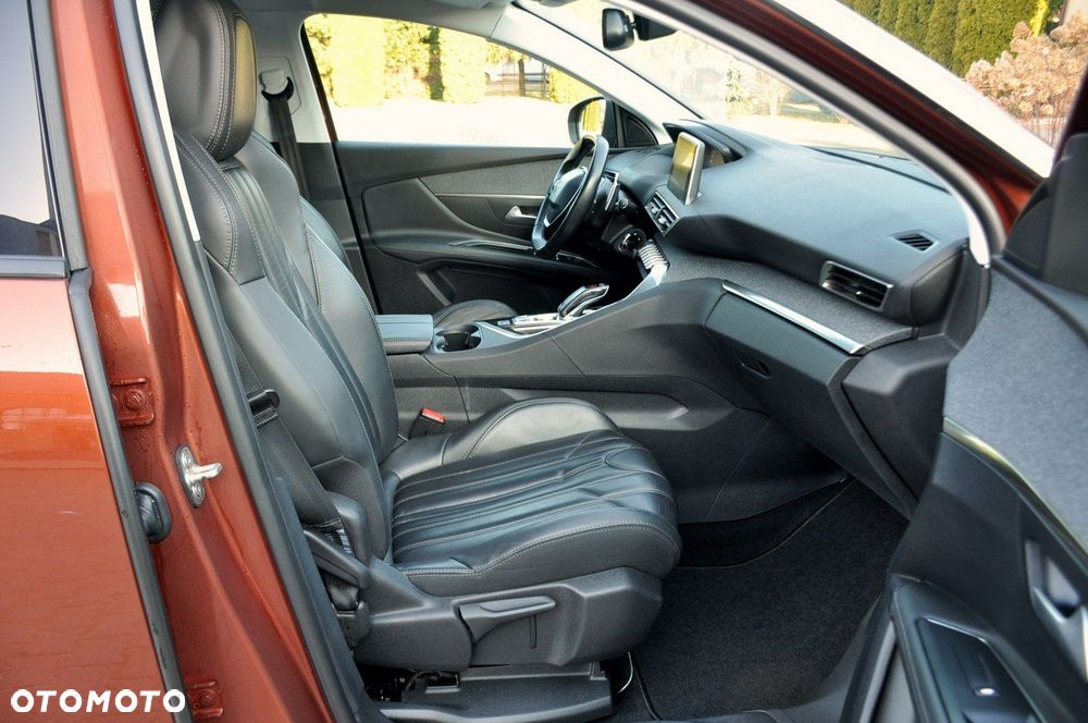 Peugeot 3008 - 17