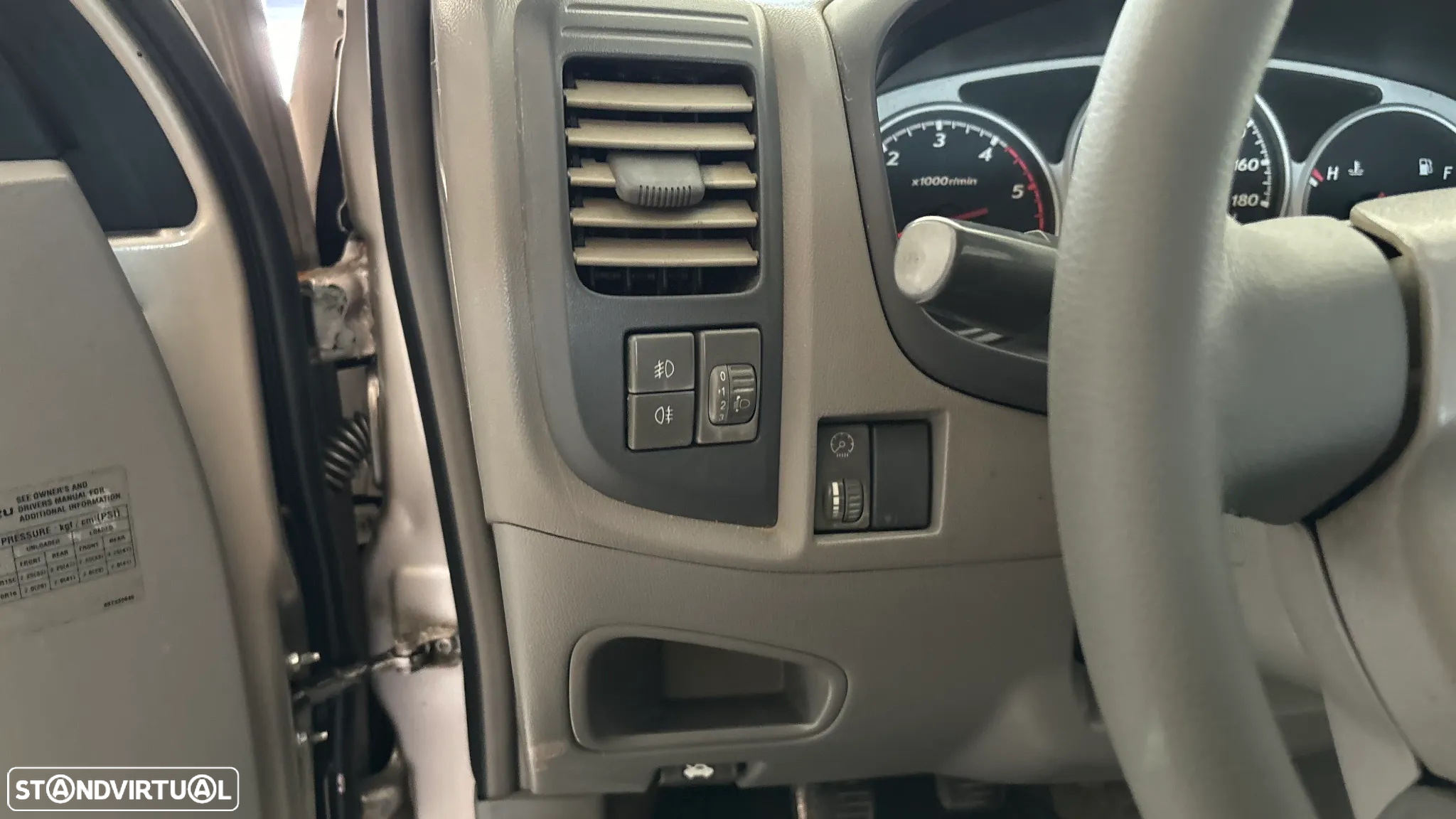 Isuzu D-Max - 25