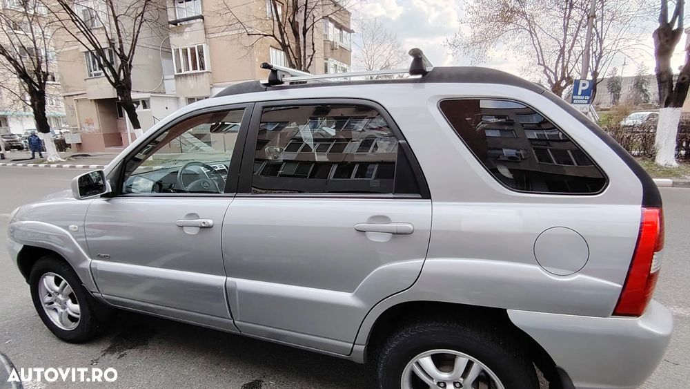 Kia Sportage 2.0i CRDI 4x4 EX AT Comfort - 5