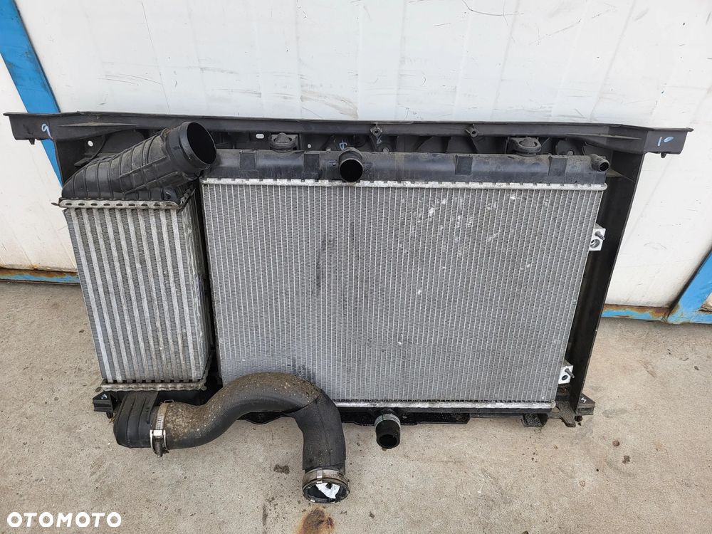 Pas przedni chłodnice 2.0 HDI Peugeot 3008 I - 5