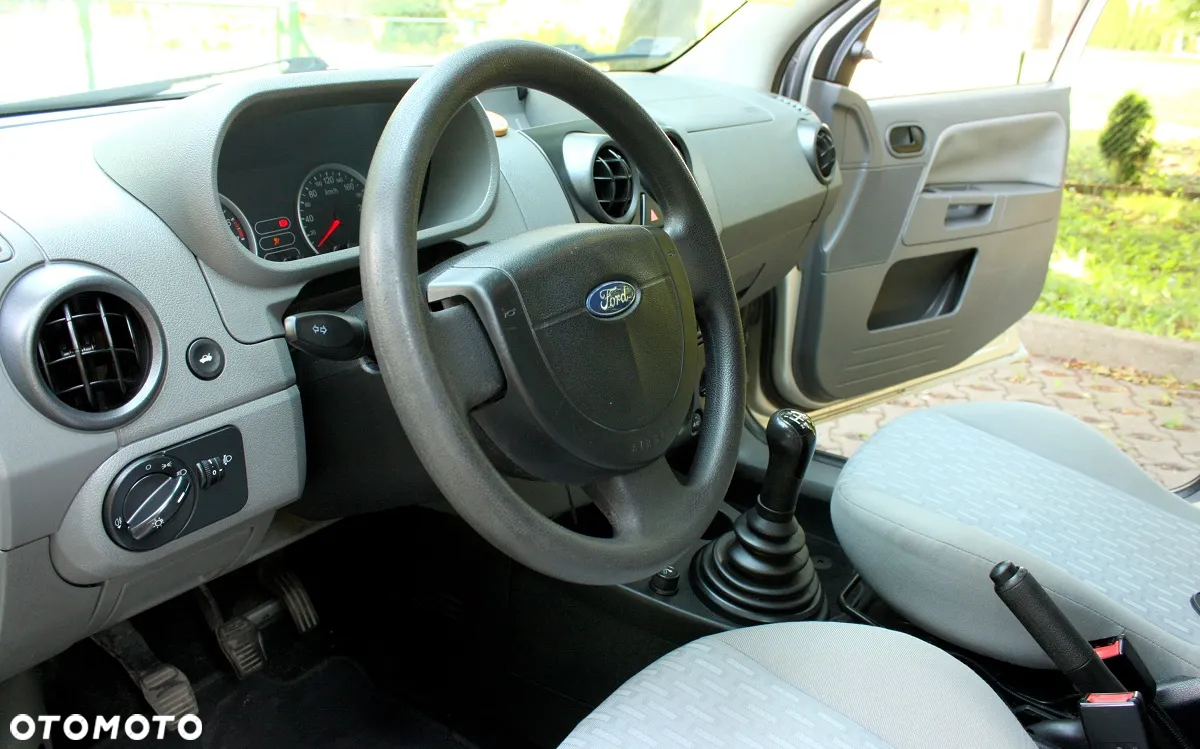 Ford Fusion 1.4 Ambiente - 10