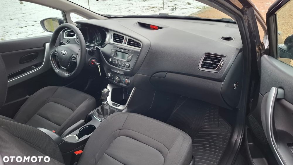 Kia ProCeed - 9