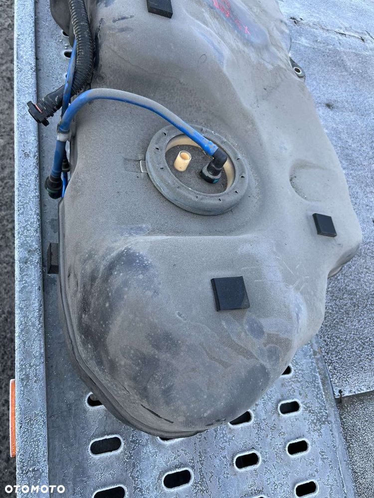 Zbiornik bak paliwa Bmw e83 x3 diesel 2.0d 3.0d czysty bez opiłków kompletny - 2