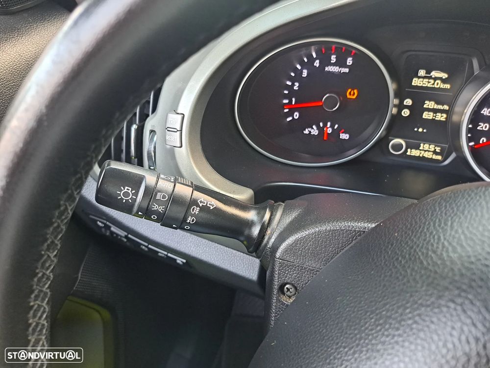 Kia Sportage 1.7 CRDI 2WD Vision - 24