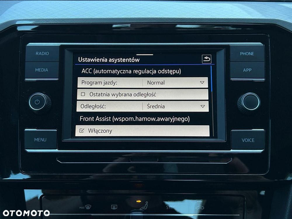 Volkswagen Passat 1.5 TSI EVO Business DSG - 29