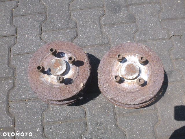 PIASTA PIASTY TYŁ NA PRZYCZEPKĘ KOMPLET RENAULT 4X100 - 1