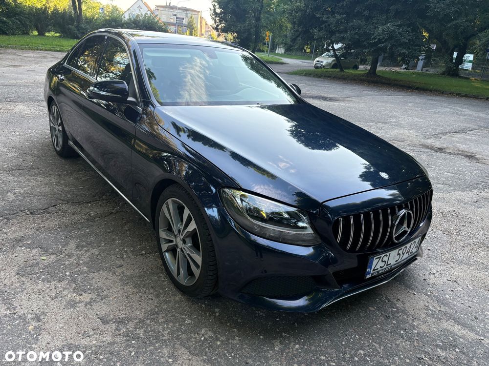 Mercedes-Benz Klasa C 300 7G-TRONIC - 2