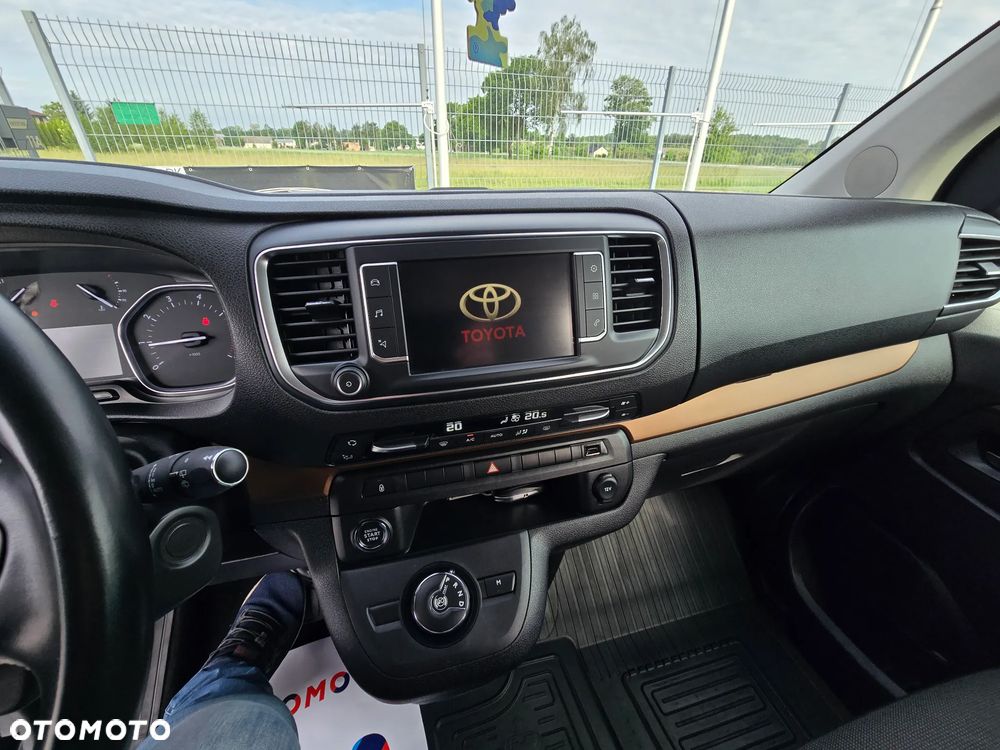 Toyota Proace Verso 2.0 D4-D Long Family - 29