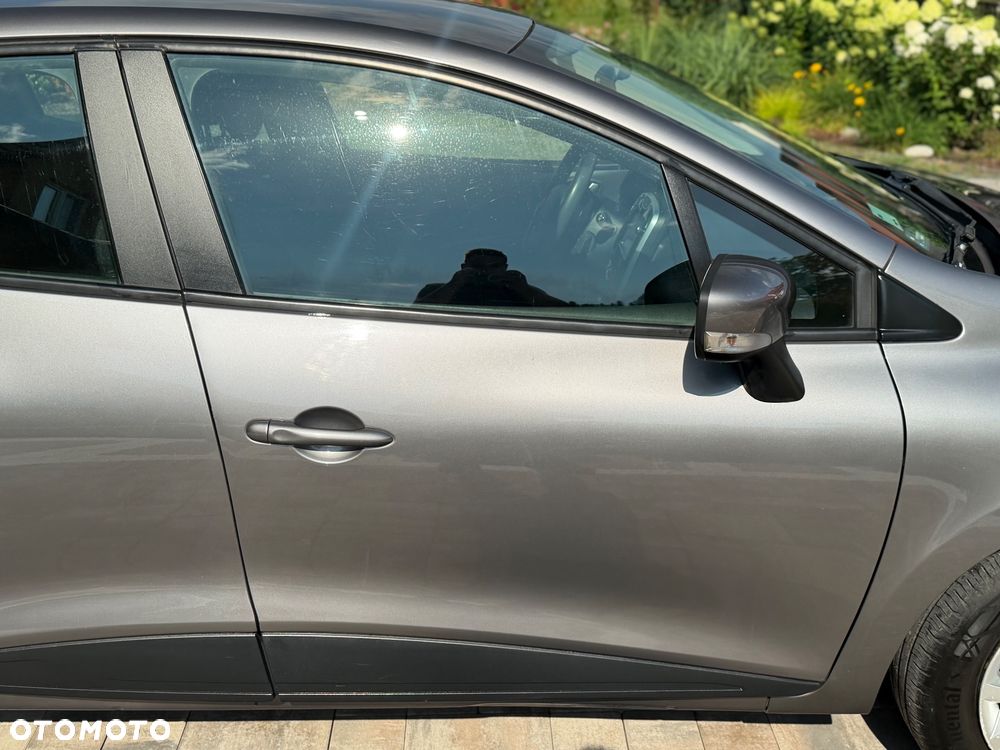 Renault Clio 1.2 16V Alize - 20
